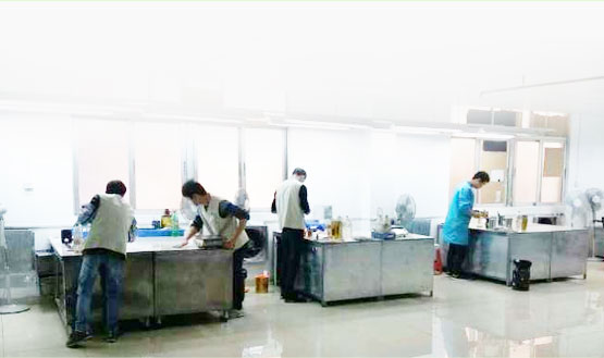 自有實(shí)驗(yàn)室、研發(fā)團(tuán)隊(duì)